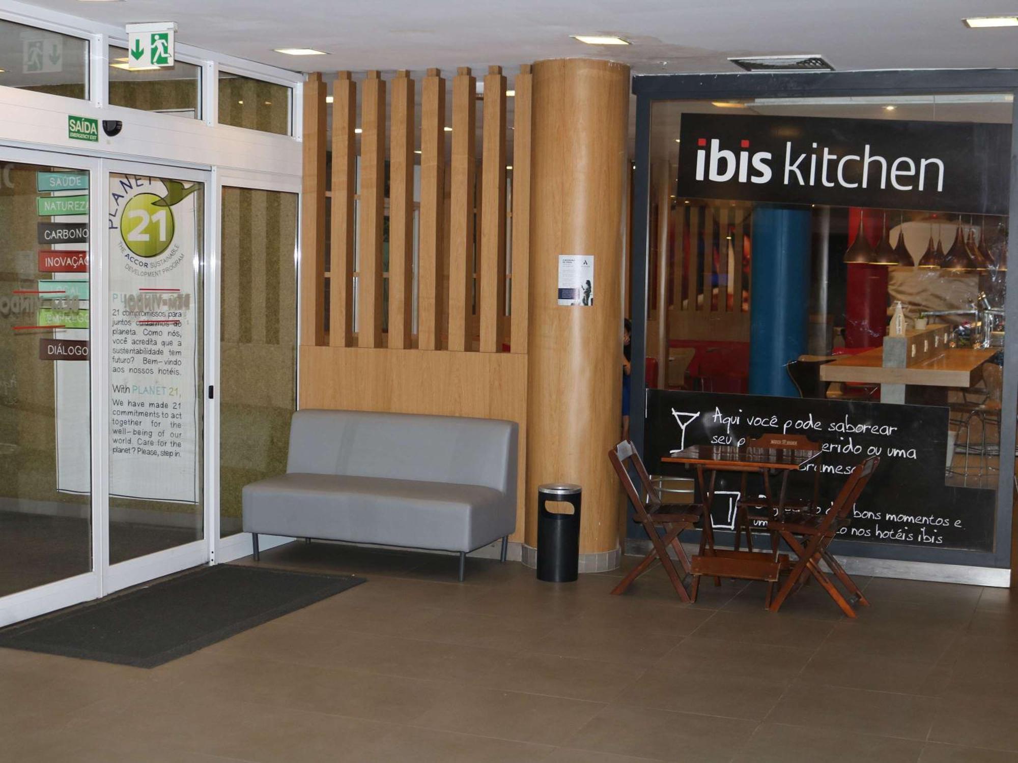 Ibis Salvador Rio Vermelho Екстериор снимка